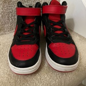 Boys Nike basketball shoes